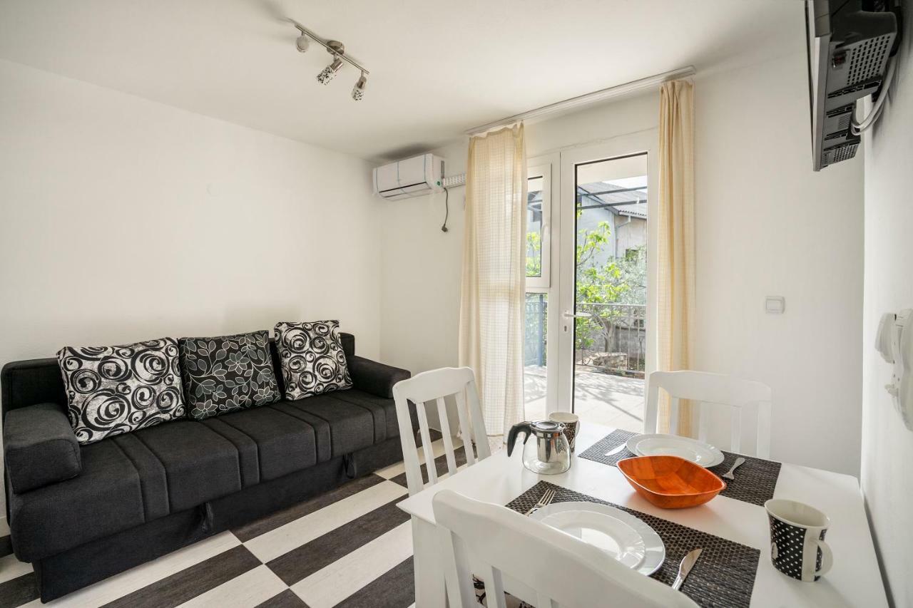 באר Apartments Natali מראה חיצוני תמונה