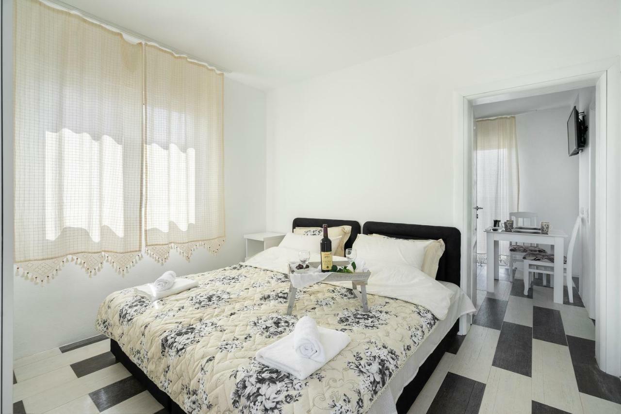 באר Apartments Natali מראה חיצוני תמונה