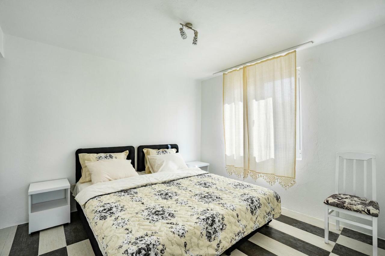 באר Apartments Natali מראה חיצוני תמונה